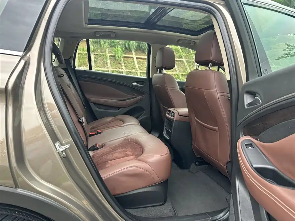 Buick Envision Plus 2016 — фото 13