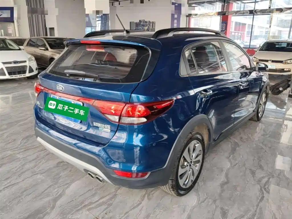 Kia KX Cross 2019 — фото 7