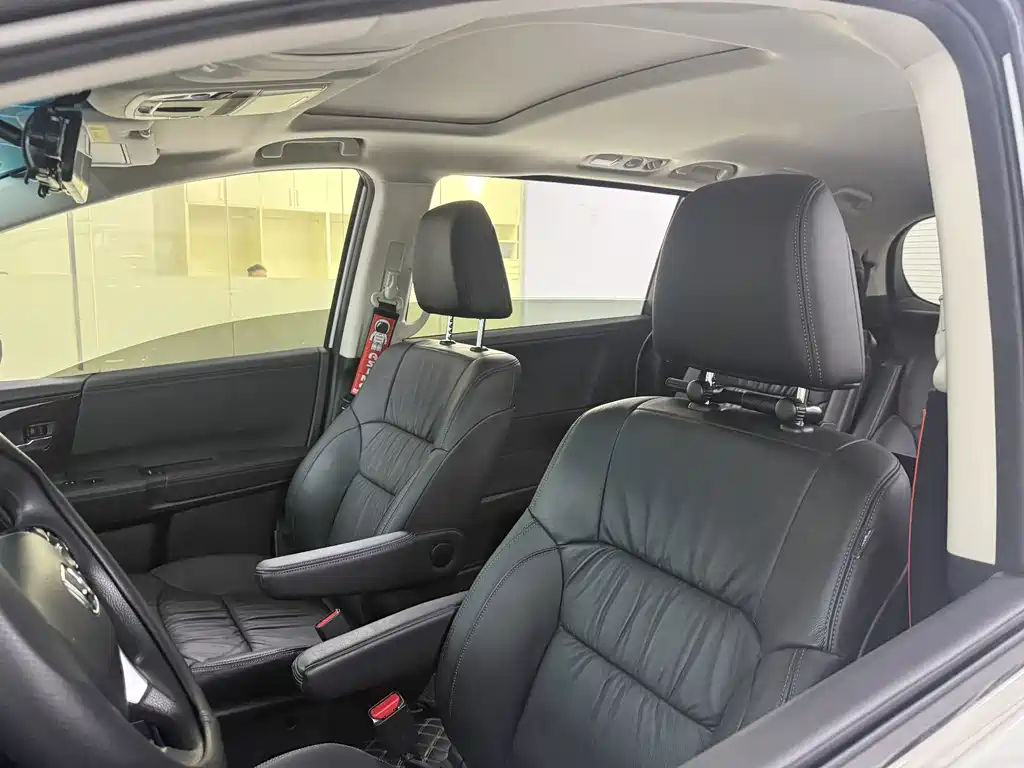 Honda Odyssey 2021 — фото 12