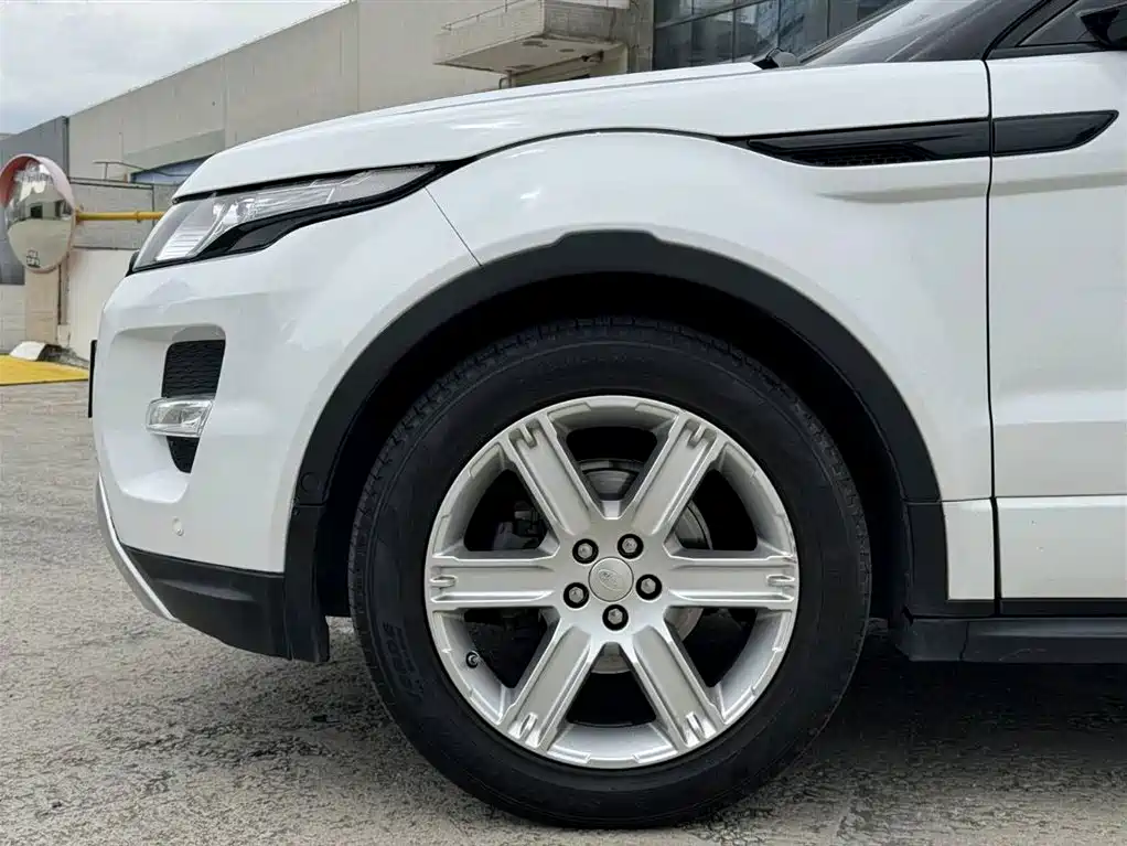Land Rover Evoque 2015 — фото 6