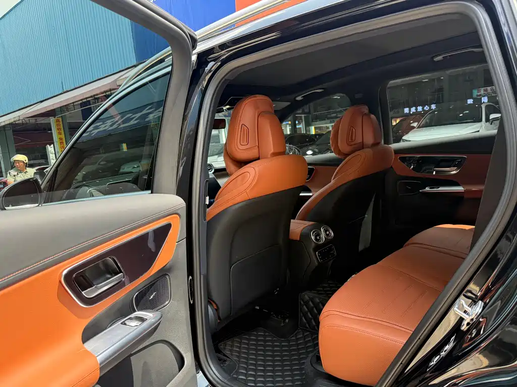 Mercedes-Benz GLC 2023 — фото 10