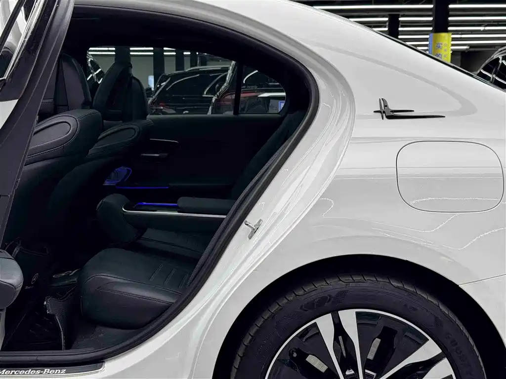 Mercedes-Benz C-Class New Energy 2024 — фото 7