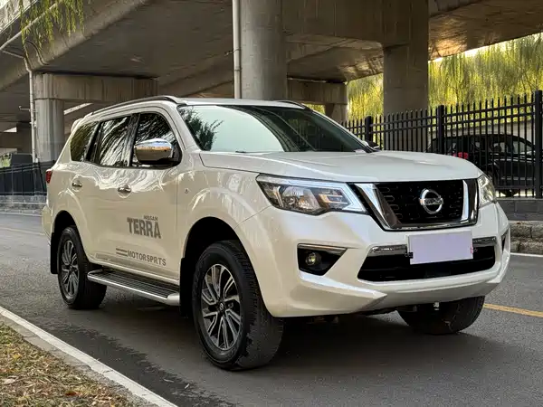 Nissan Terra 2020