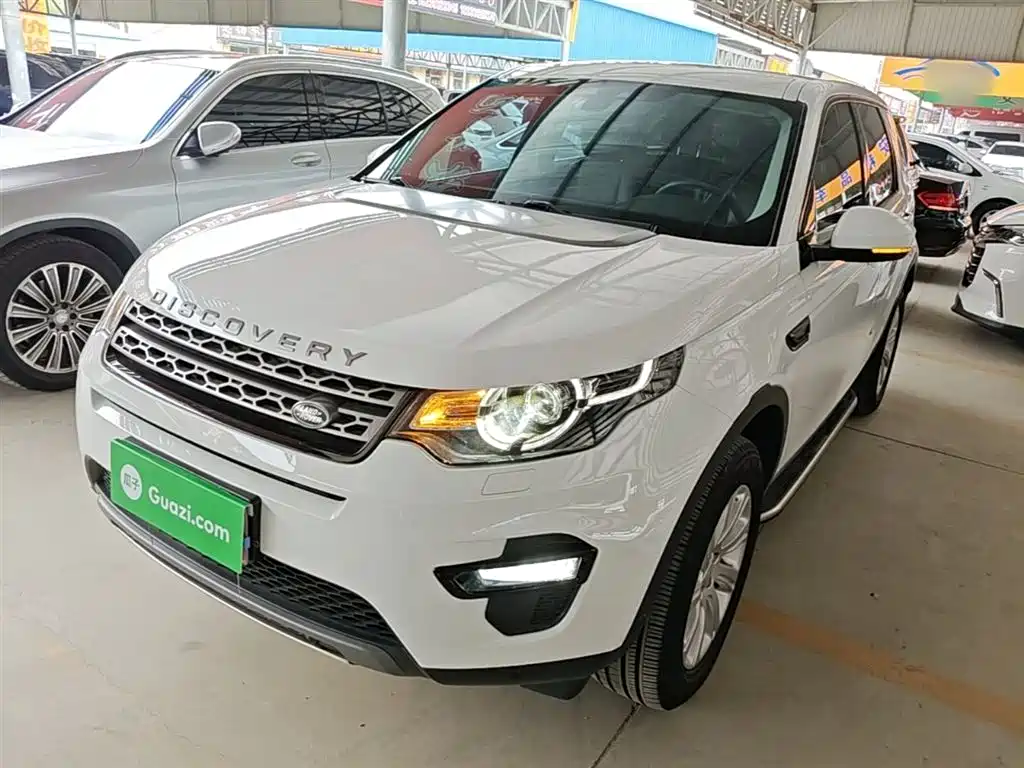 Land Rover Discovery Sport 2018 — фото 1