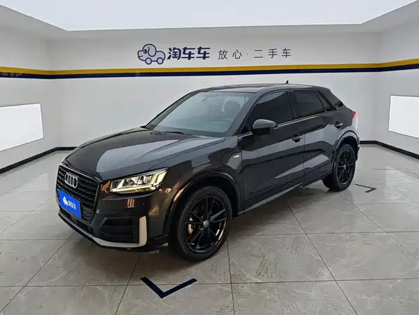 Audi Q2L 2021