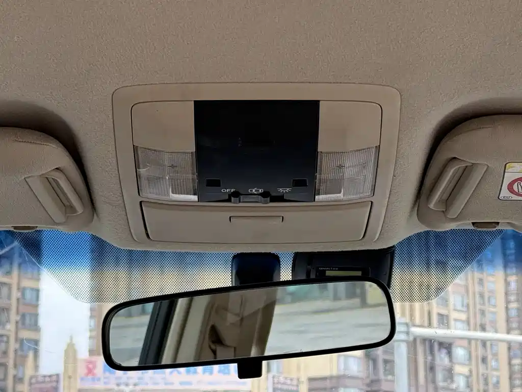 Toyota Prado 2014 — фото 18