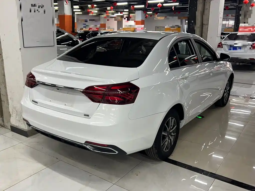 Geely Emgrand 2020