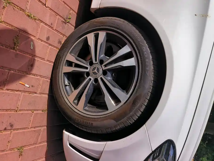 Mercedes-Benz C-Class 2019