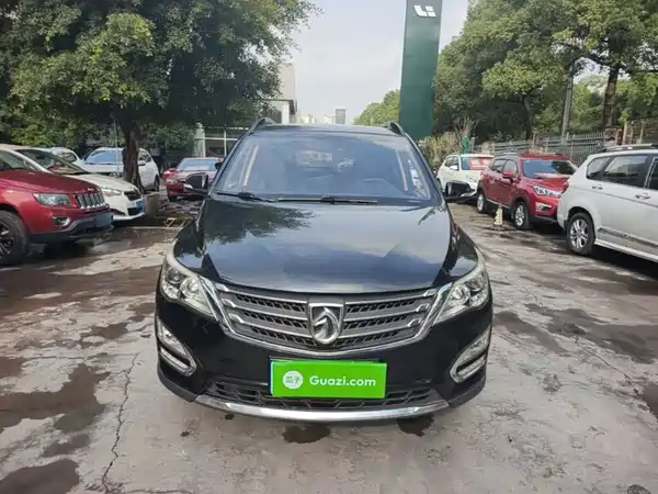 Baojun 560 2015