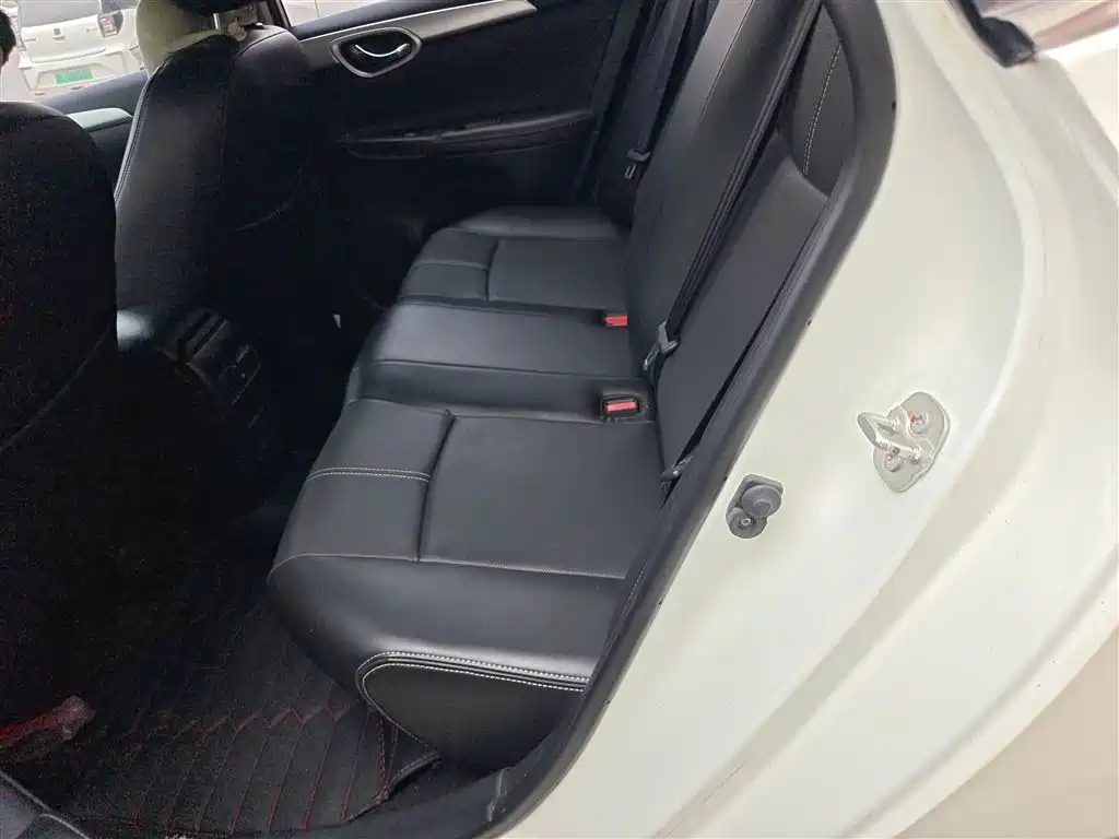 Nissan Sylphy 2021 — фото 17