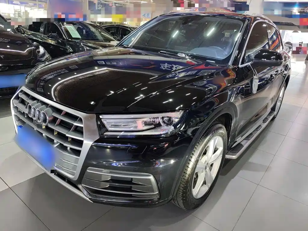 Audi Q5L 2021
