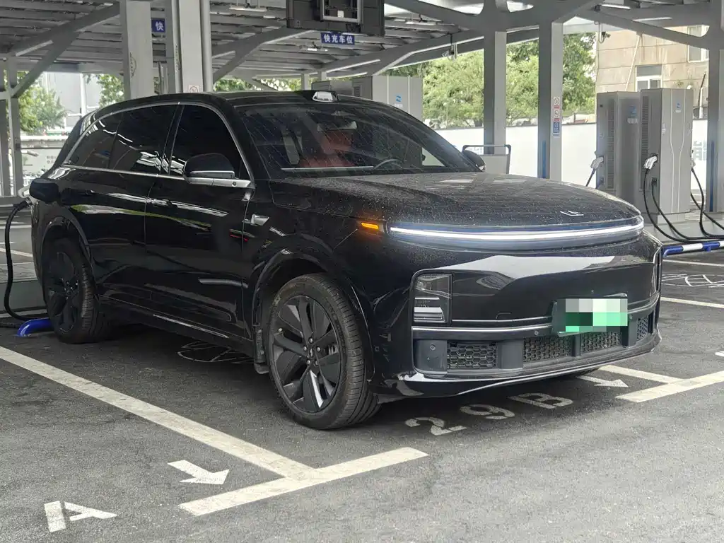 Li Auto Li L7 2025