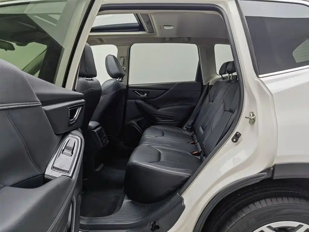 Subaru Forester 2019 — фото 15