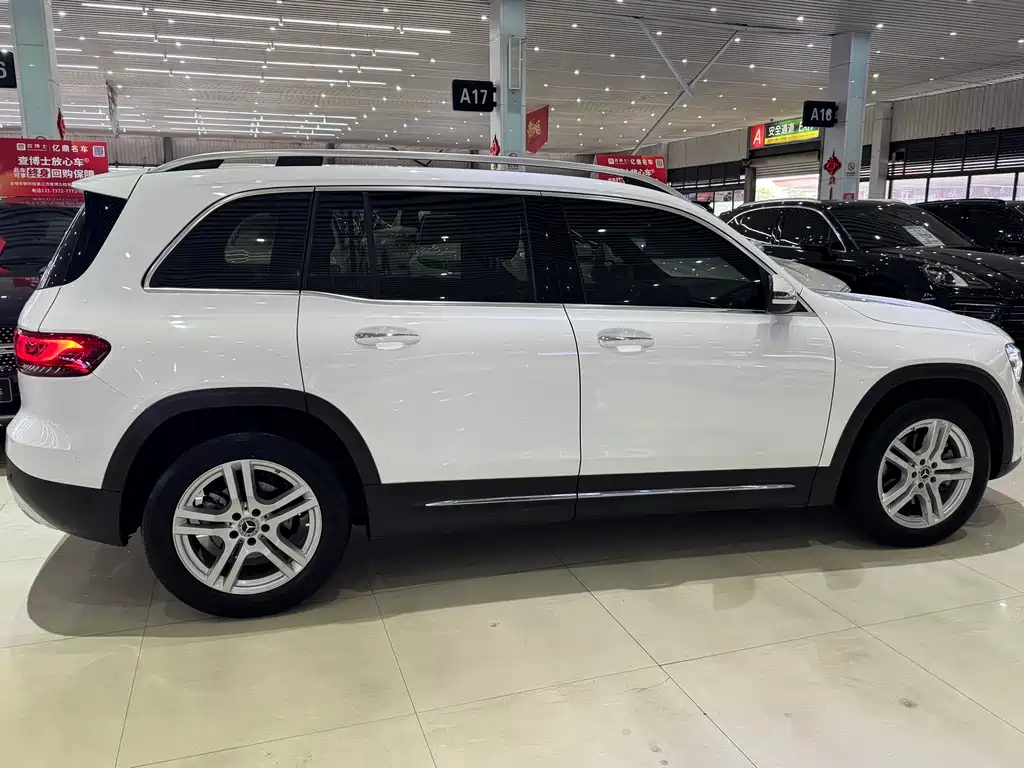 Mercedes-Benz GLB 2022 — фото 11