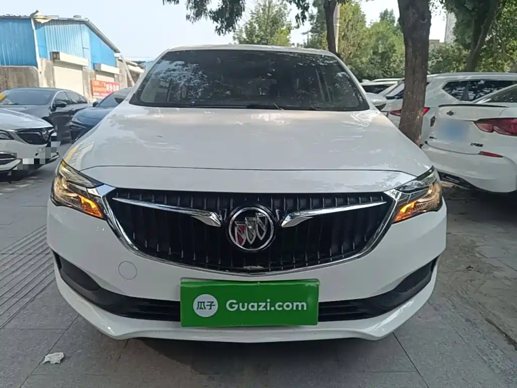 Buick GL6 2021