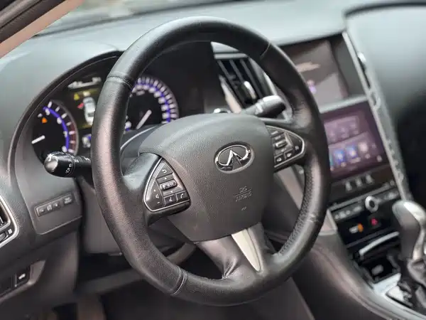 Infiniti Q50L 2016