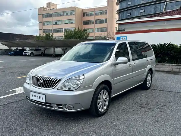 Buick GL8 2016