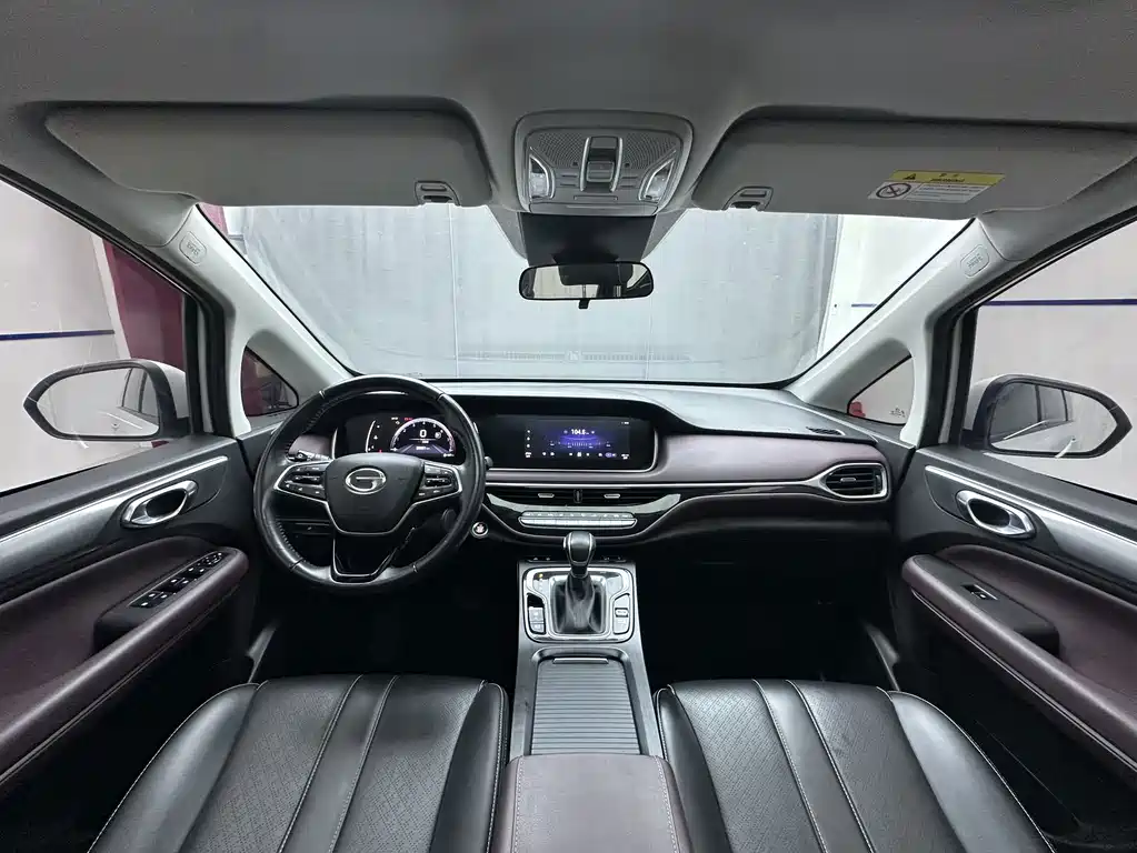GAC Trumpchi M6 2022 — фото 11