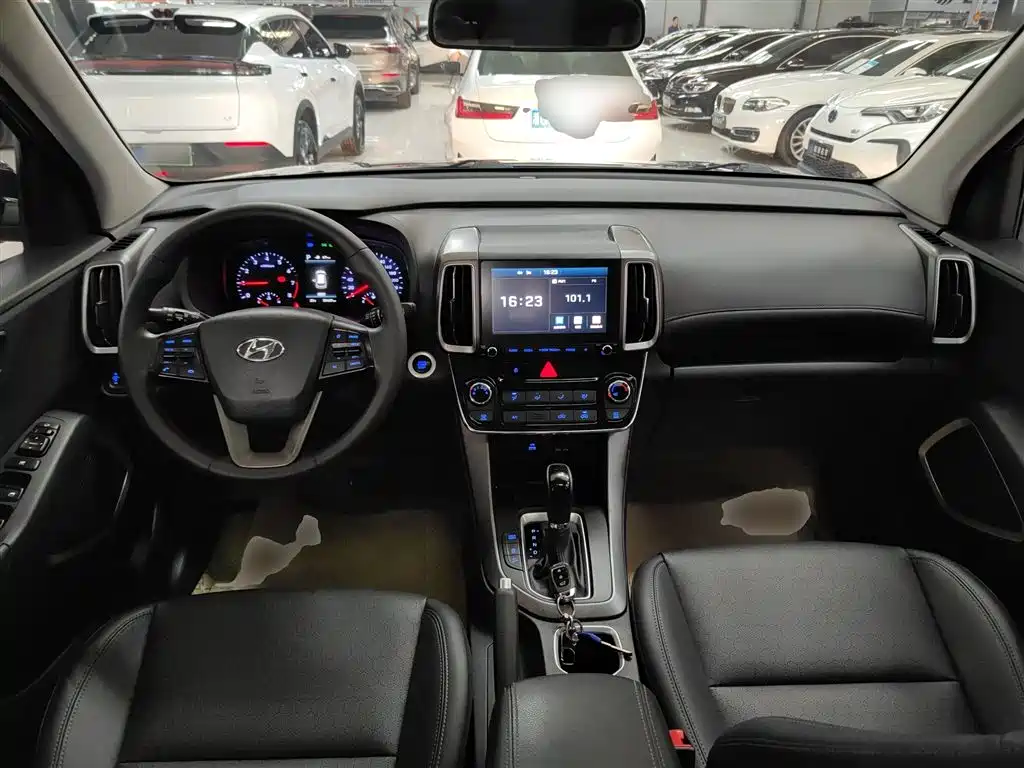 Hyundai ix35 2019 — фото 10