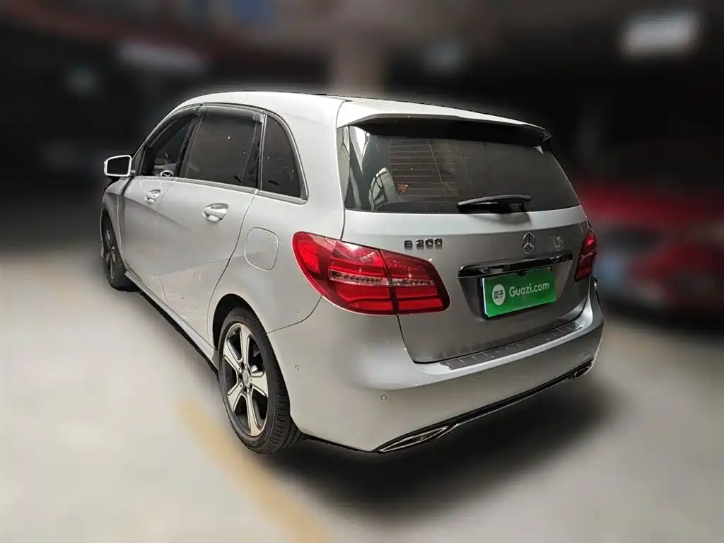 Mercedes-Benz B-Class 2018 — фото 10