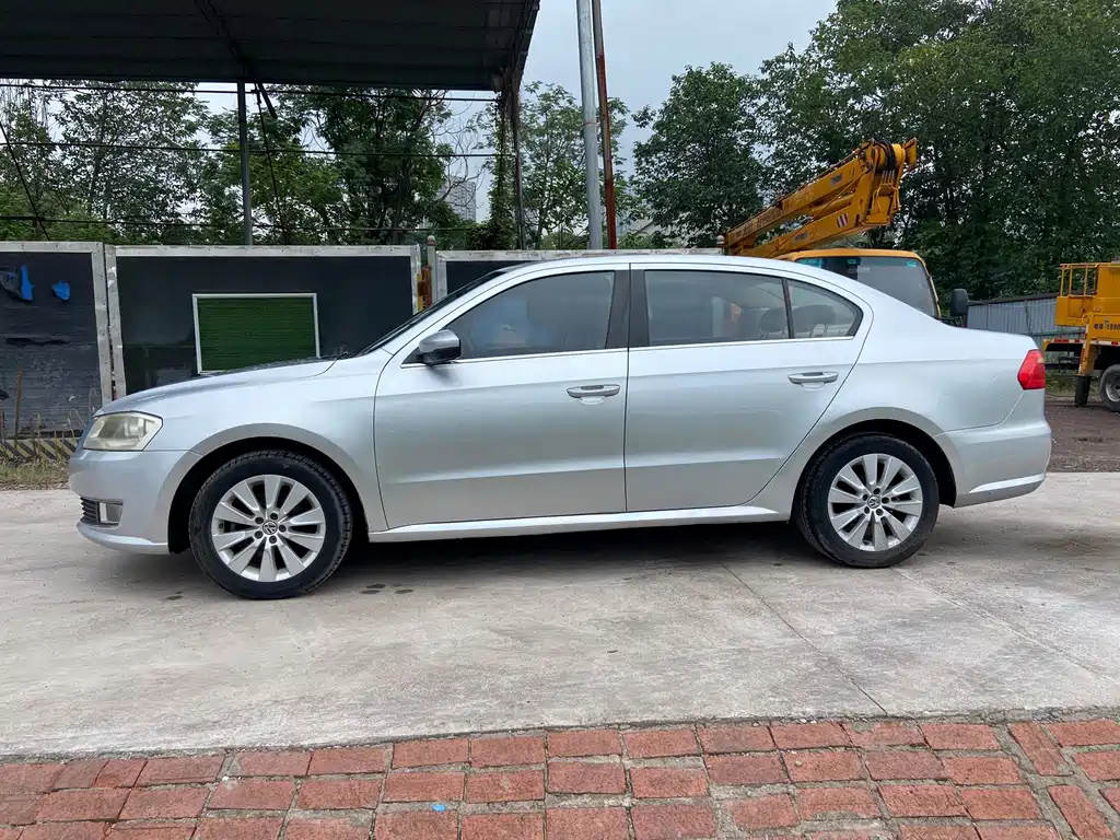 Volkswagen Lavida 2014