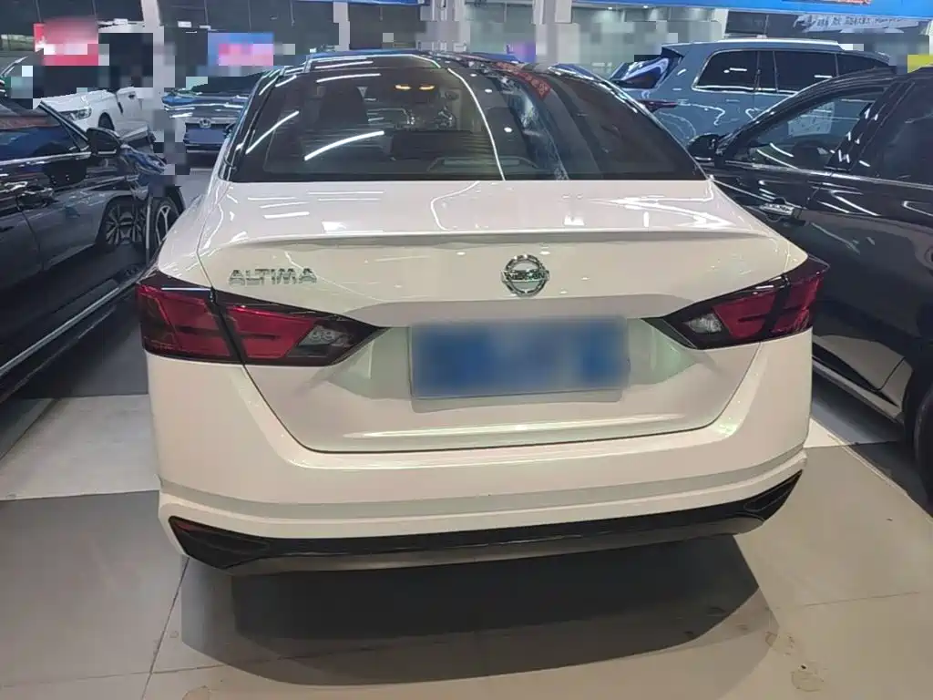 Nissan Teana 2021
