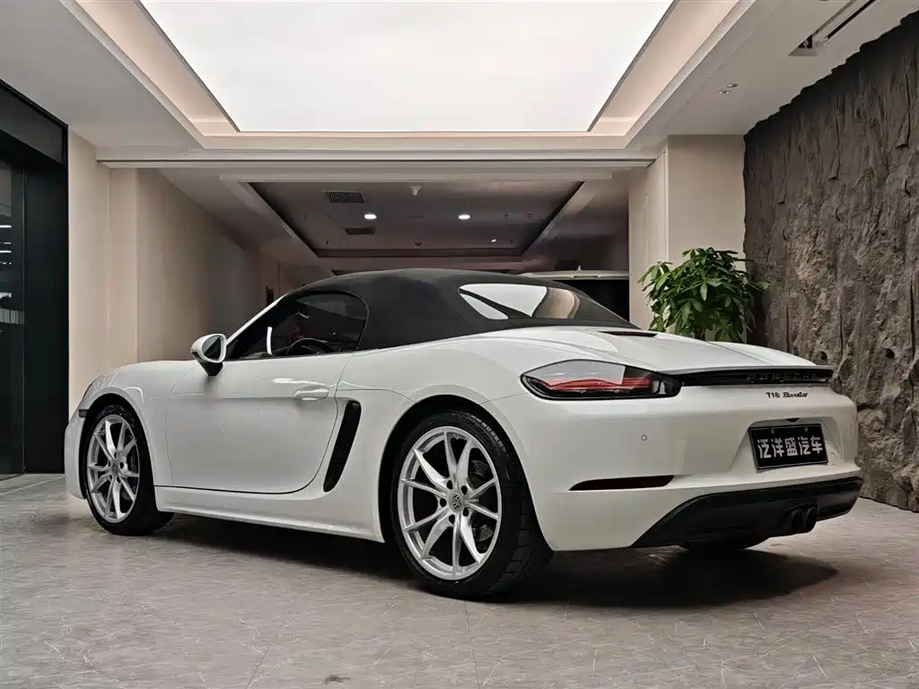Porsche 718 2022 — фото 17