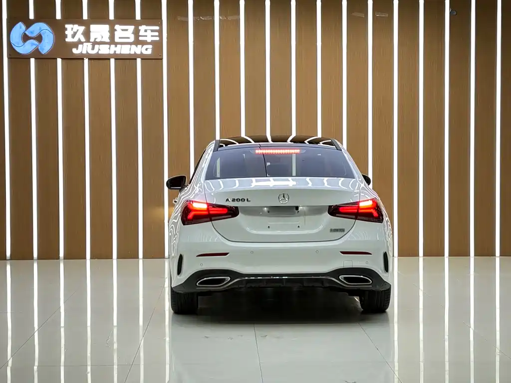 Mercedes-Benz A-Class 2019 — фото 20