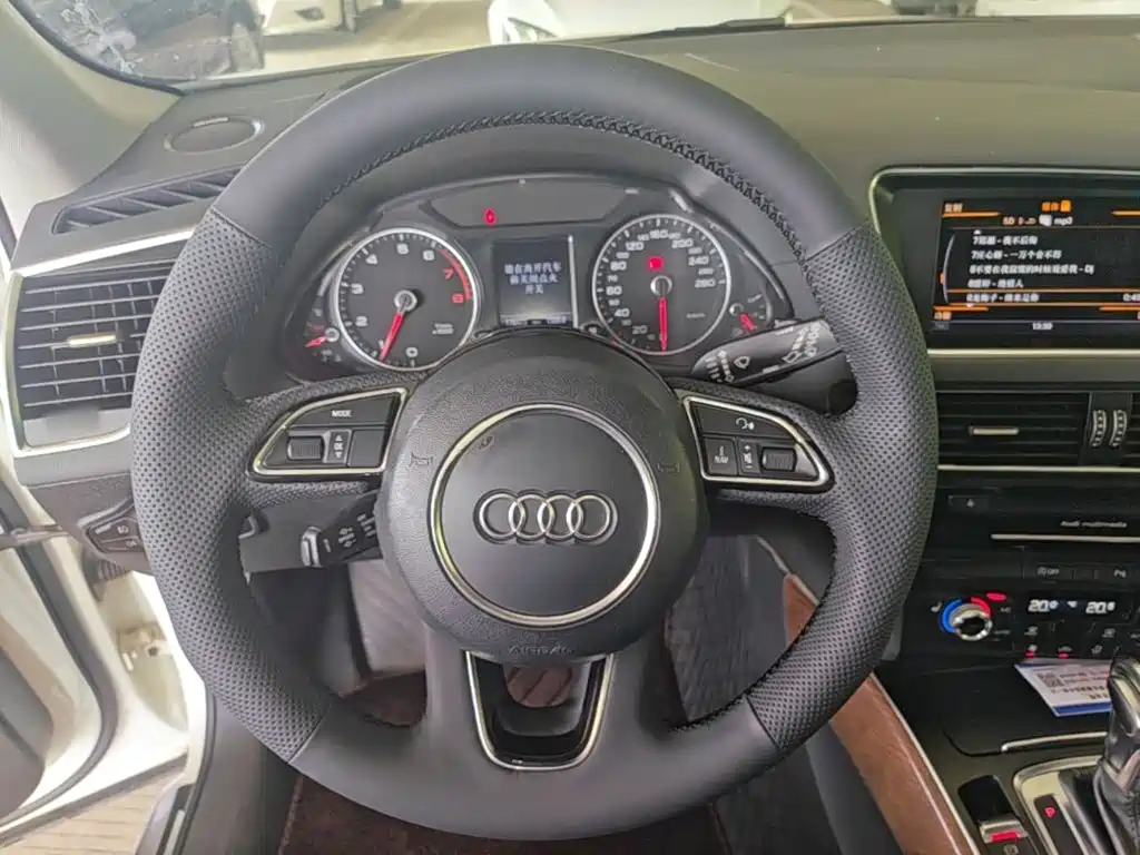 Audi Q5 2014