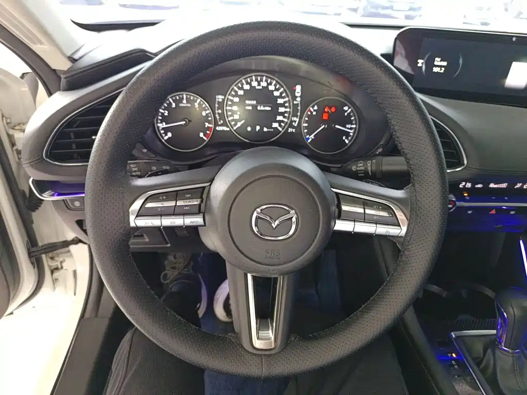 Mazda 3 Axela 2021