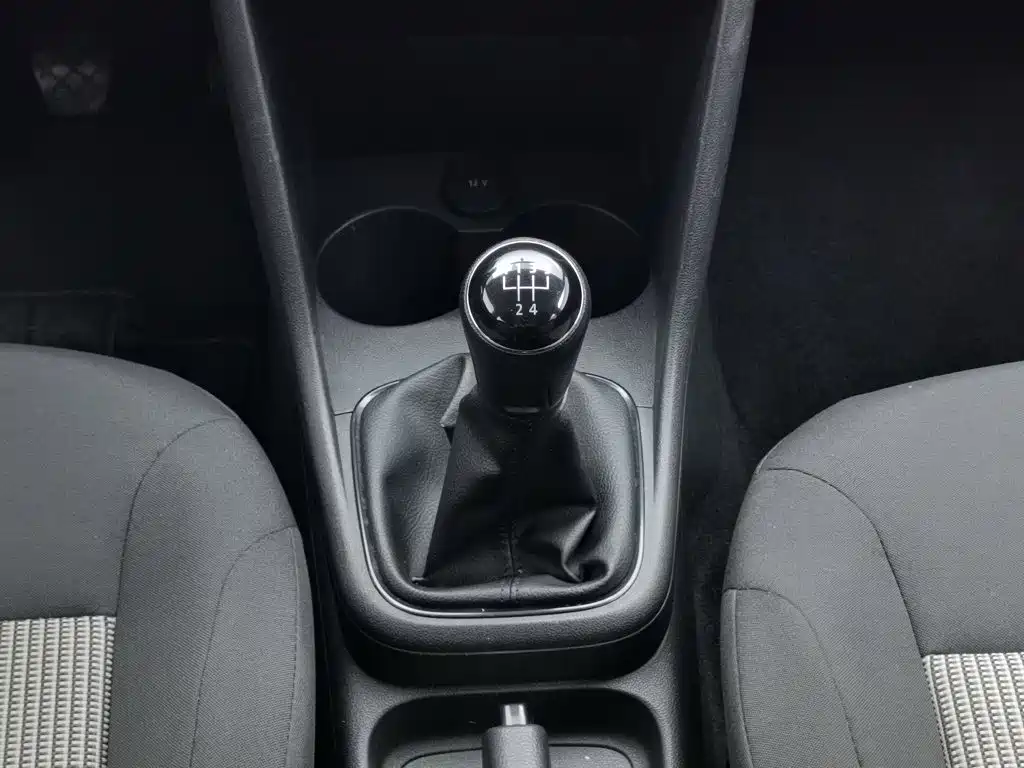 Volkswagen Polo 2018 — фото 13