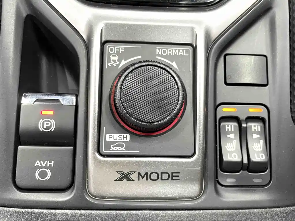 Subaru Forester 2023 — фото 14