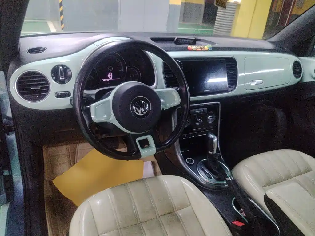 Volkswagen Beetle 2019