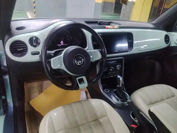Volkswagen Beetle 2019