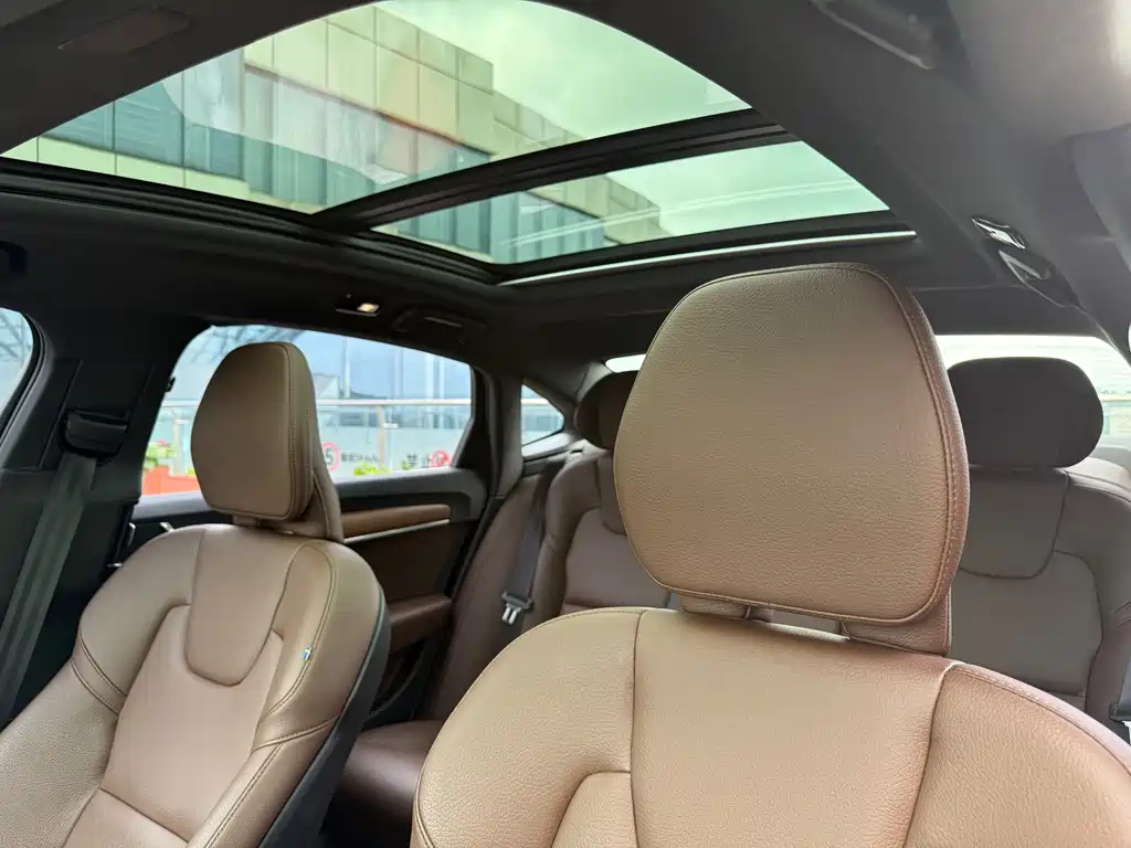 Volvo S90 2023 — фото 13