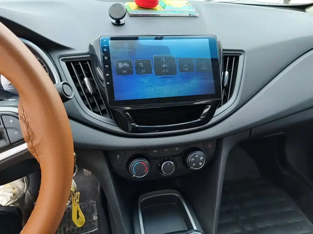 Chevrolet Cavalier 2016 — фото 13