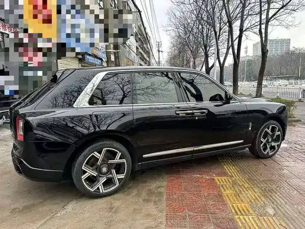 Rolls-Royce Cullinan 2019