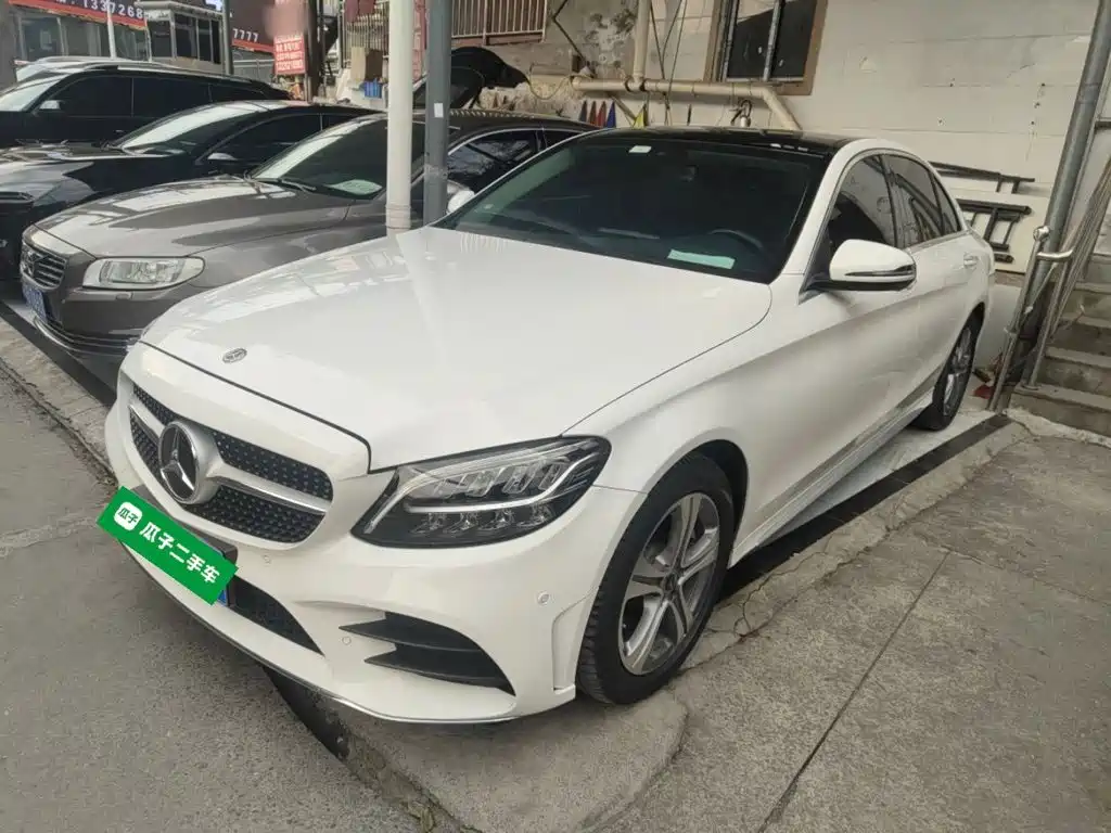 Mercedes-Benz C-Class 2021