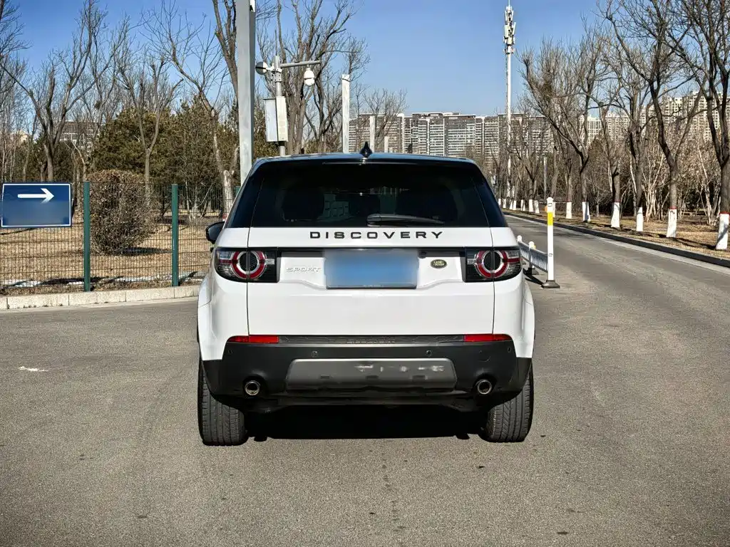Land Rover Discovery Sport 2019 — фото 12