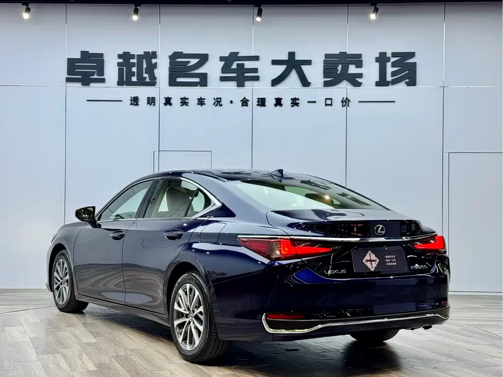 Lexus ES 2022 — фото 5