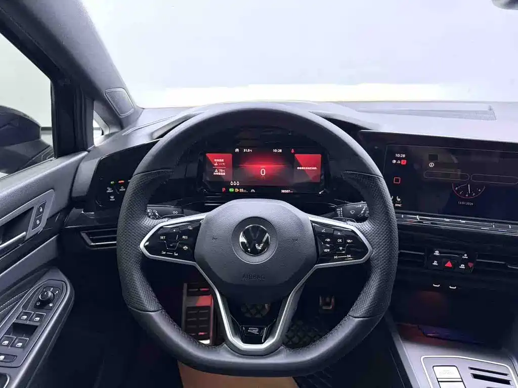 Volkswagen Golf 2023
