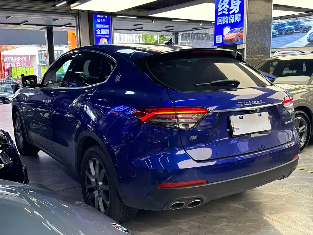 Maserati Levante 2021 — фото 11