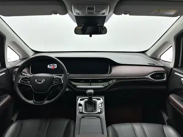 GAC Trumpchi M6 2022