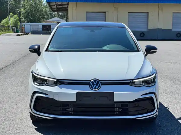 Volkswagen Golf 2022