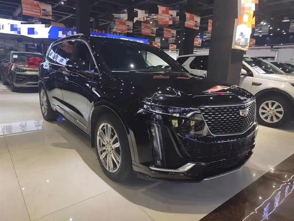Cadillac XT6 2022 — фото 4