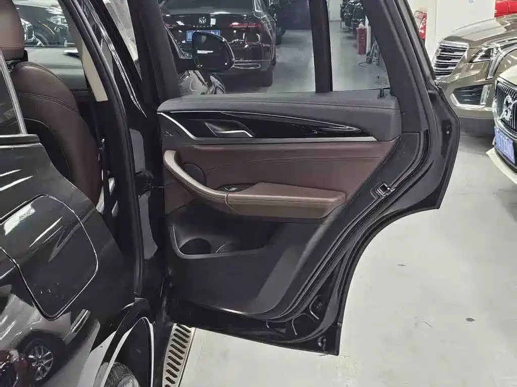BMW X3 2019 — фото 15