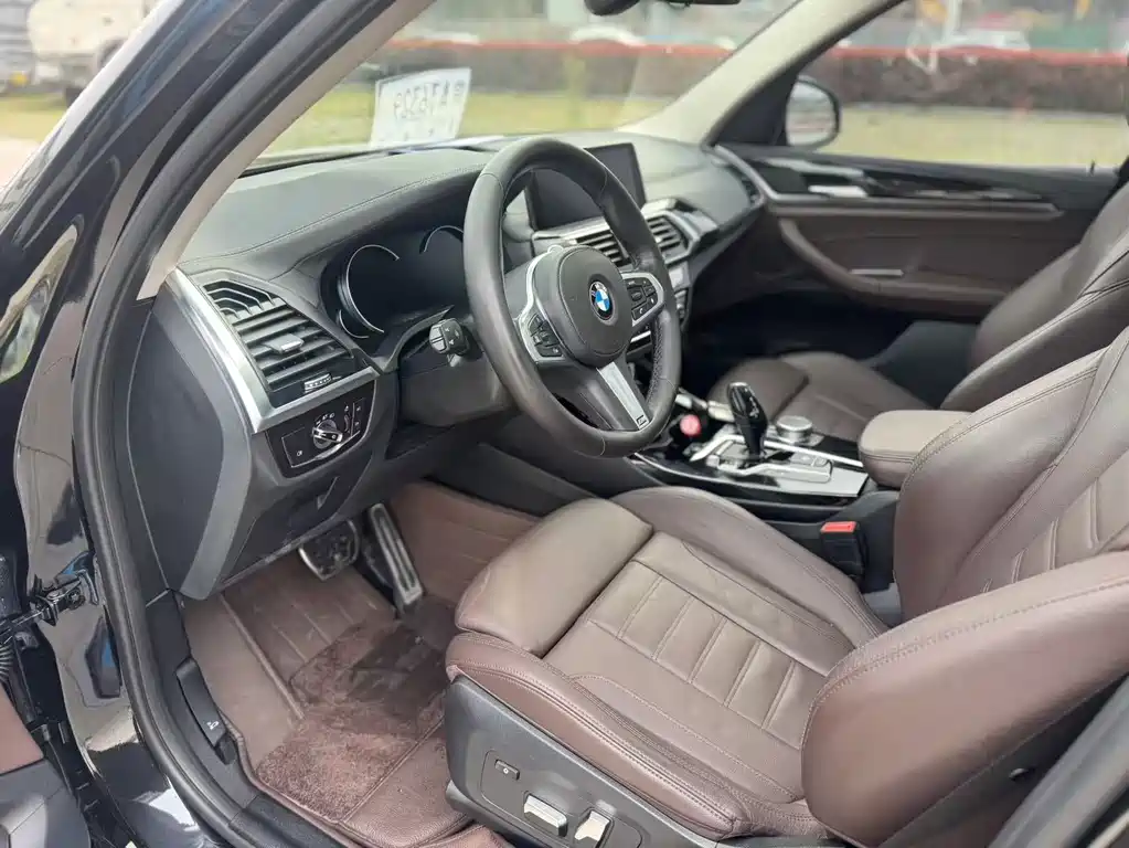 BMW X3 2019 — фото 11