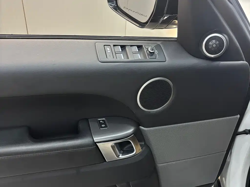 Land Rover Sport 2018 — фото 10