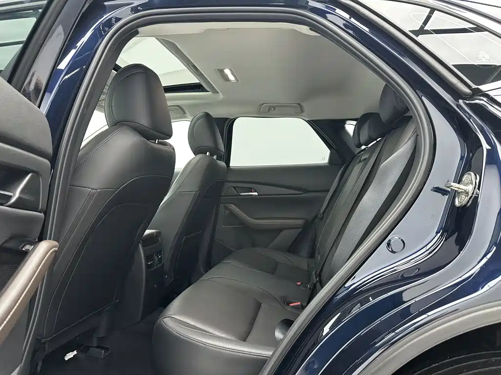 Mazda CX-30 2023