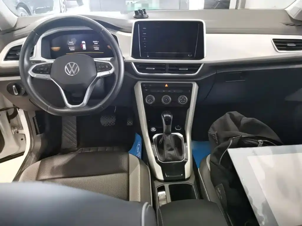 Volkswagen T-Roc 2024 — фото 10